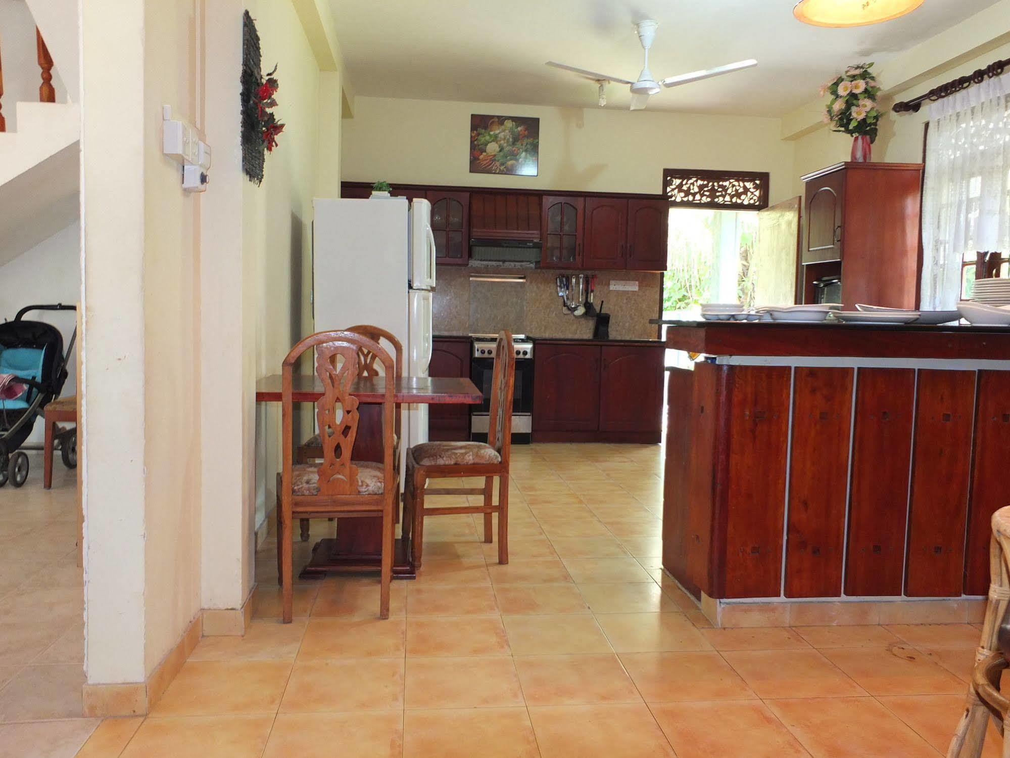Hikka Villa Hikkaduwa Exterior foto