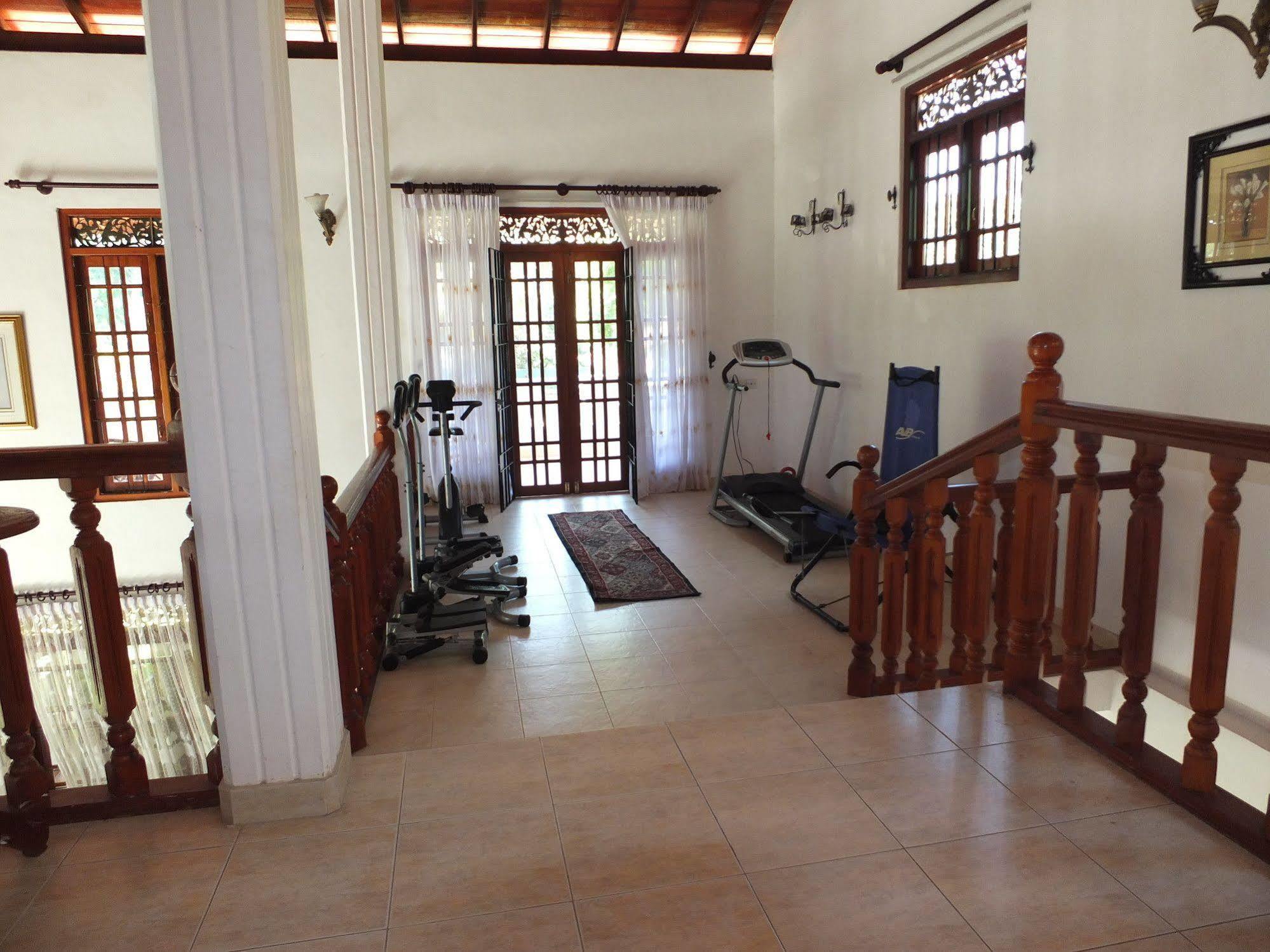 Hikka Villa Hikkaduwa Exterior foto
